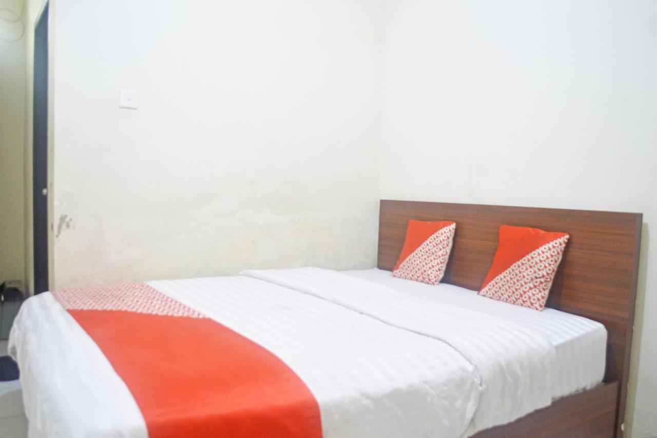 Oyo 2731 Mim Syariah 2*